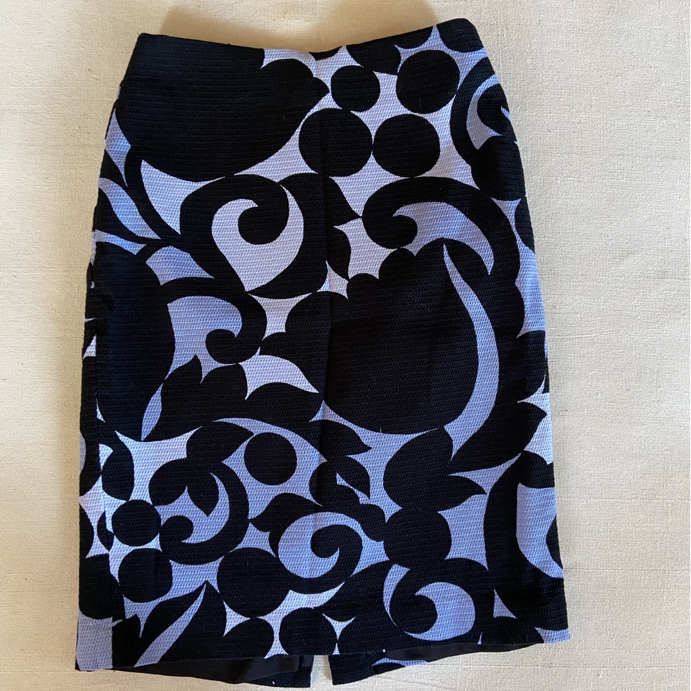 Ann Taylor pencil knee length skirt